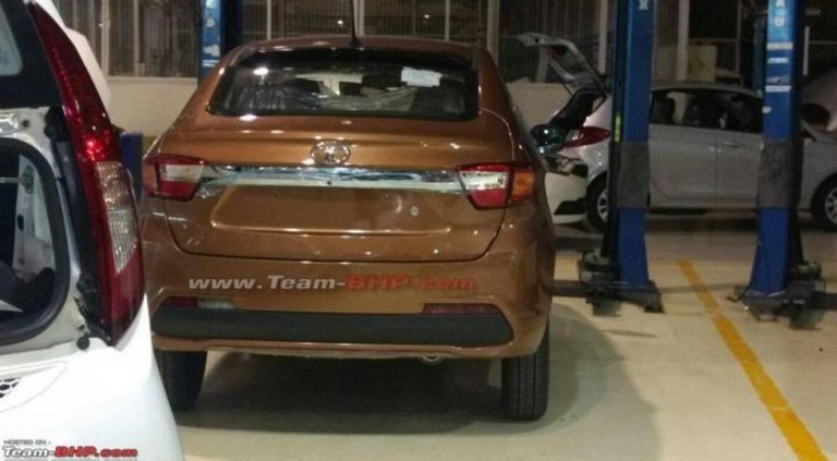 Субкомпактный седан Tata готов к премьере 2