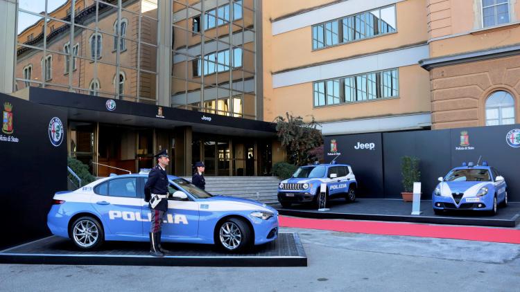 Полиция Италии будет кататься на Alfa Romeo и Jeep 1