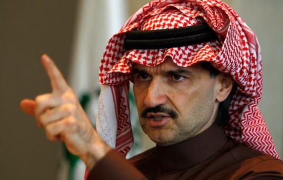 Принц Саудовской Аравии требует пустить женщин за руль 1