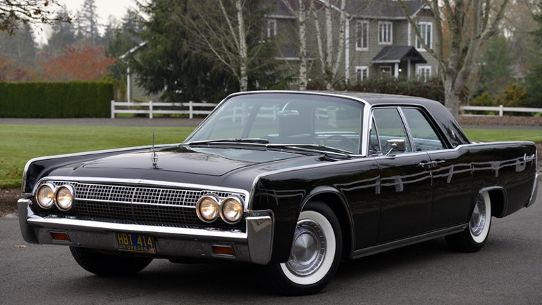 Lincoln Continental 1963 г.в. выставили на аукцион 1