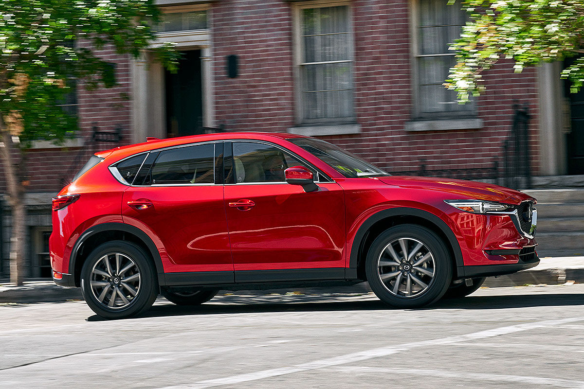 «Радикальное обновление»: тест-драйв Mazda CX-5 2