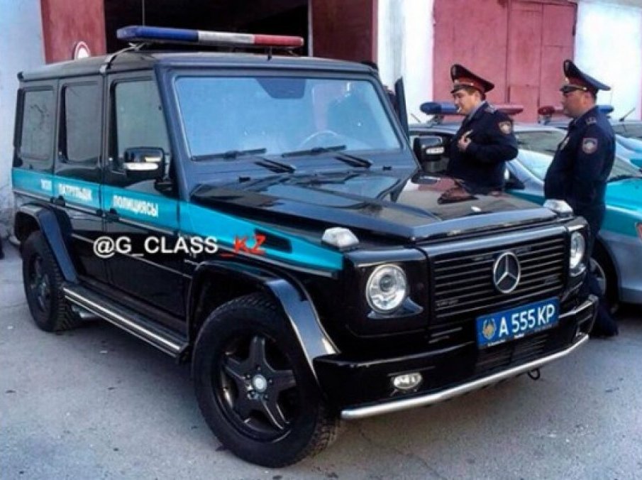 Полиция Казахстана ездит на Гелендвагенах и Кайеннах 2