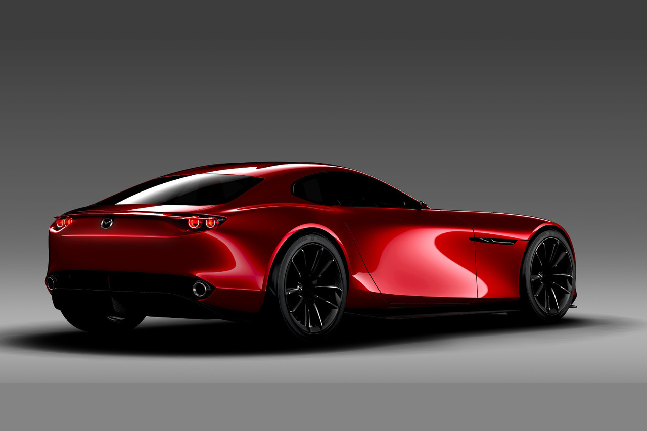 Компания Mazda показала на выставке свое новое купе 1
