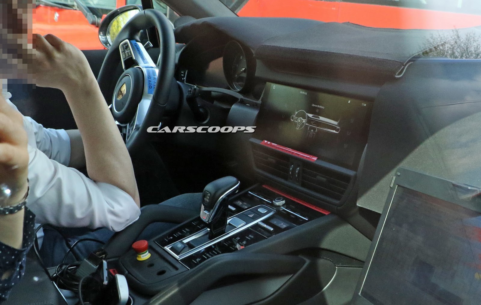 Новый Porsche Cayenne: сенсоры вместо кнопок 4