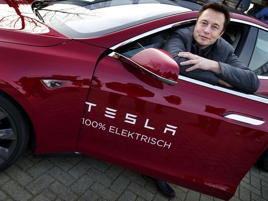 Илон Маск рассказал о новейшей версии автопилота для моделей Tesla 1
