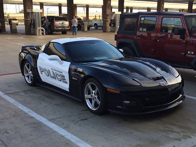 Полиция оставила себе конфискованный тысячесильный Corvette 1