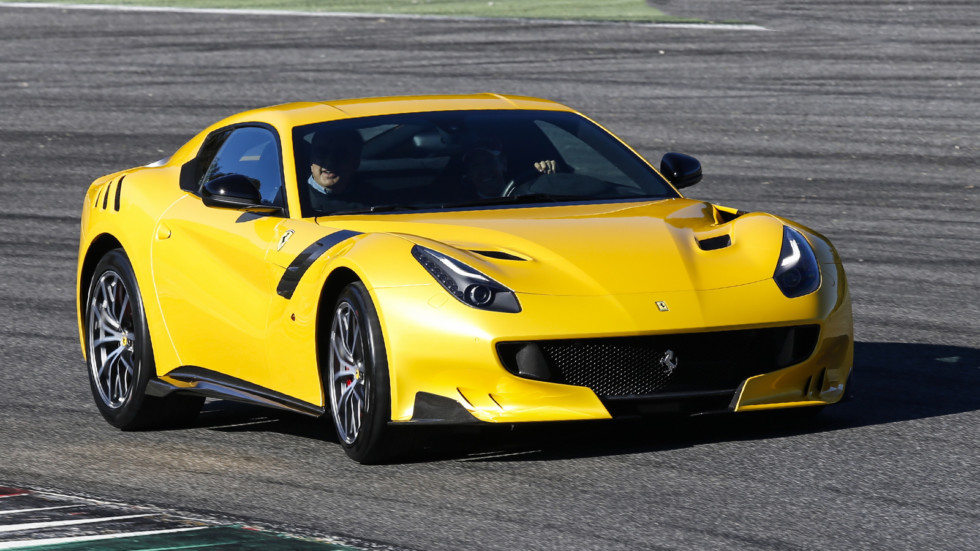Ferrari не будет «наддувать» поклонников честных моторов 3