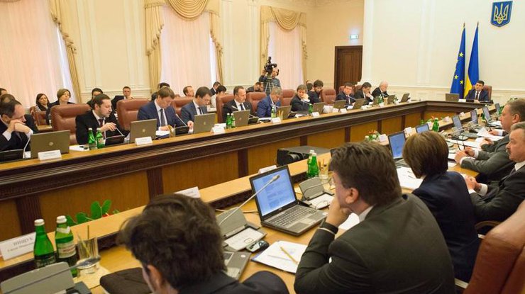 Министров Украины пересадят на электромобили 1