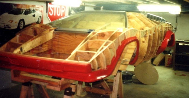Автолюбитель потратил 17 лет, чтобы построить «Lamborghini» 1