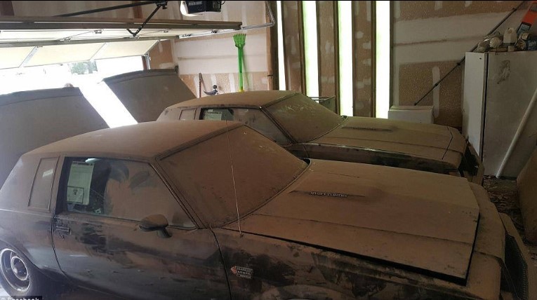 В заброшенном гараже нашли два новых Buick 1987 года выпуска 1