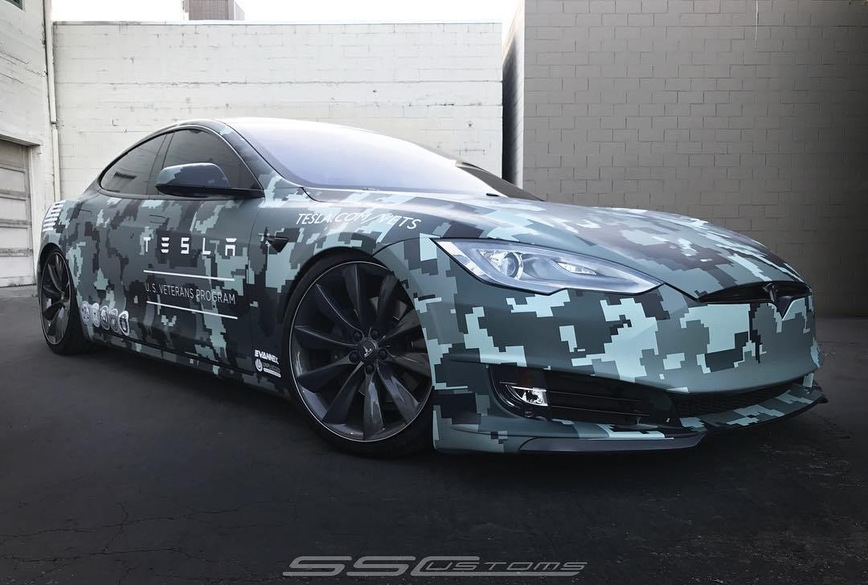 Tesla Model S в «новейшем цифровом камуфляже» 2