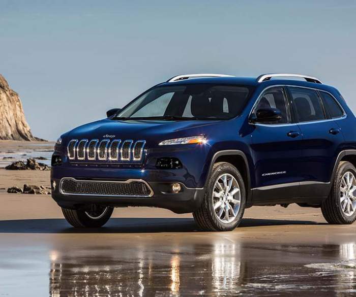Jeep Cherokee «в этом году станет еще красивее» 2