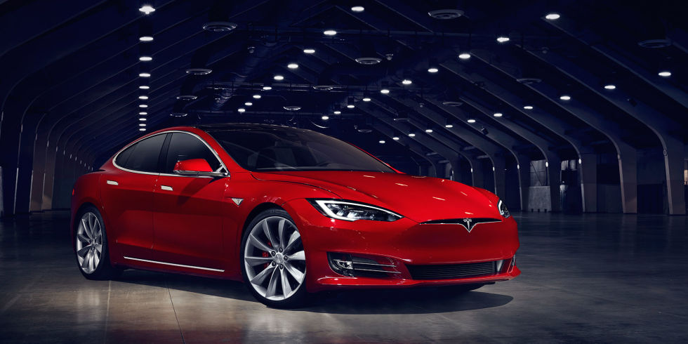 Автомобиль Tesla установил мировой рекорд 1