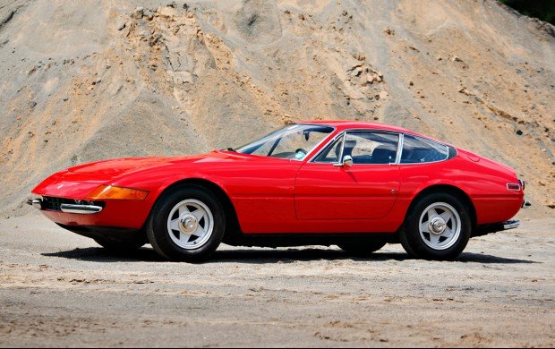 На аукцион выставили Ferrari Элтона Джона 1