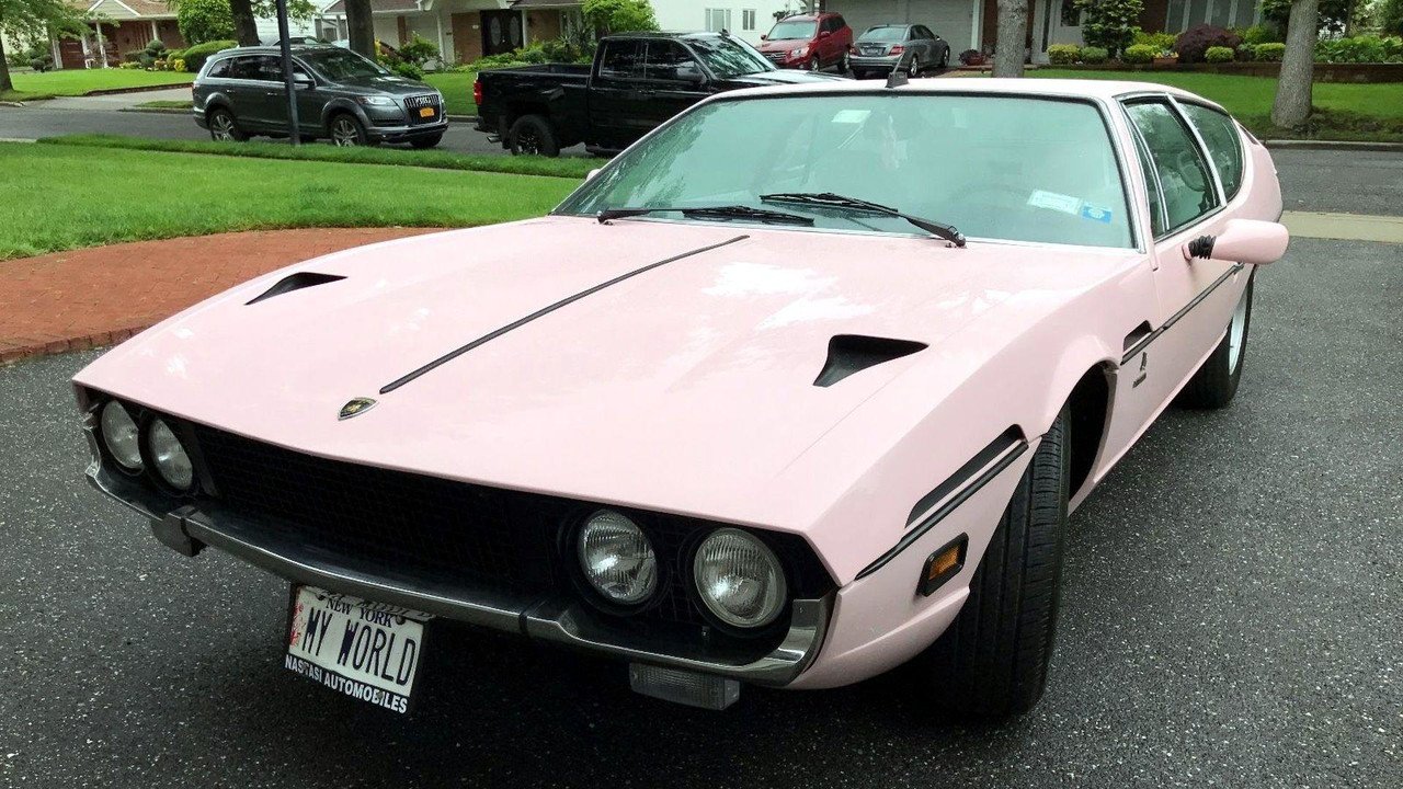 «Мечта блондинки»: на аукцион выставили розовый Lamborghini 2
