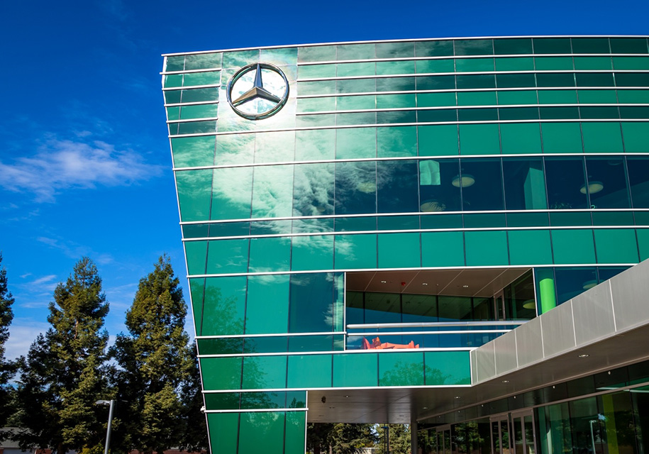 Mercedes-Benz отзывает три миллиона машин 1