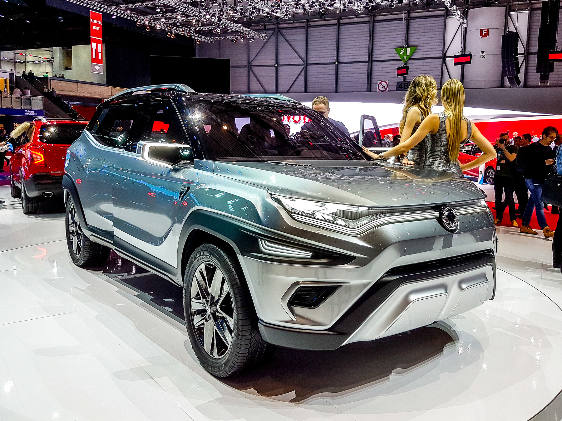 SsangYong показал «захватывающий настоящий автомобиль» 1
