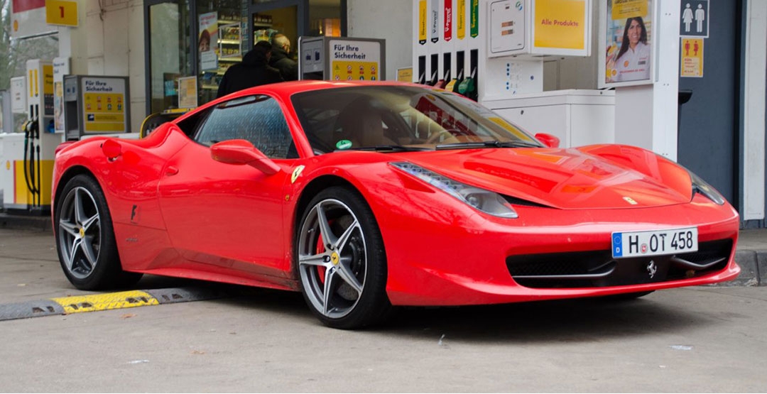 Владелец Ferrari отсудил $12 тыс у дорожной службы 2