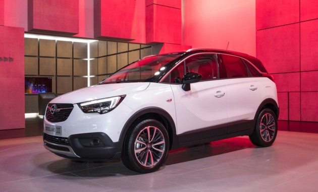 Opel назвал цену нового кроссовера Crossland X 1