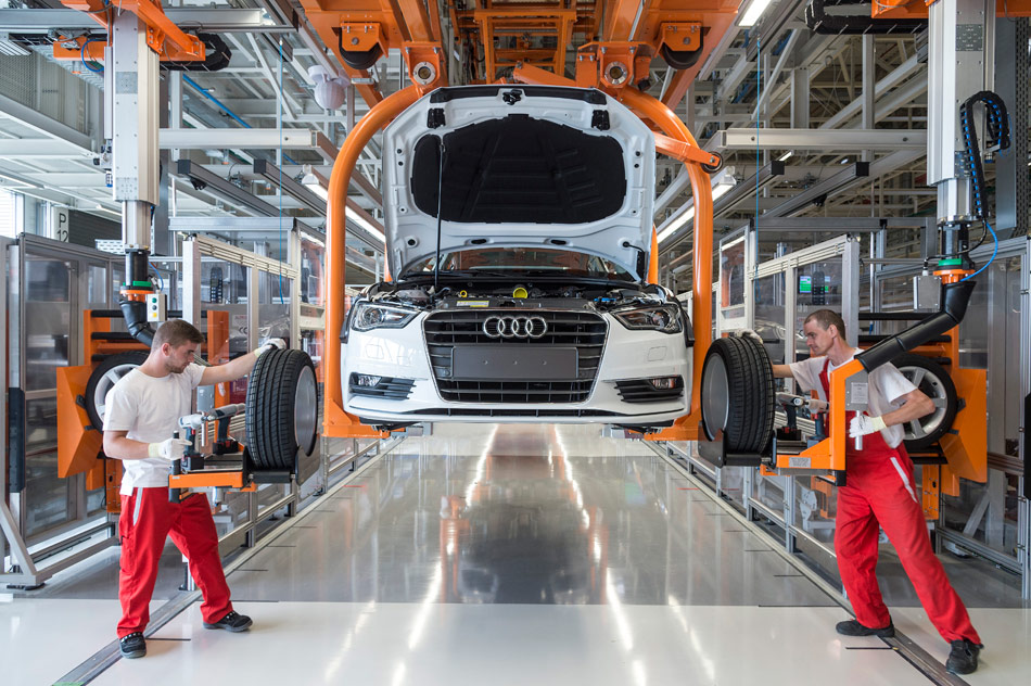 Завод Audi устроил забастовку 2