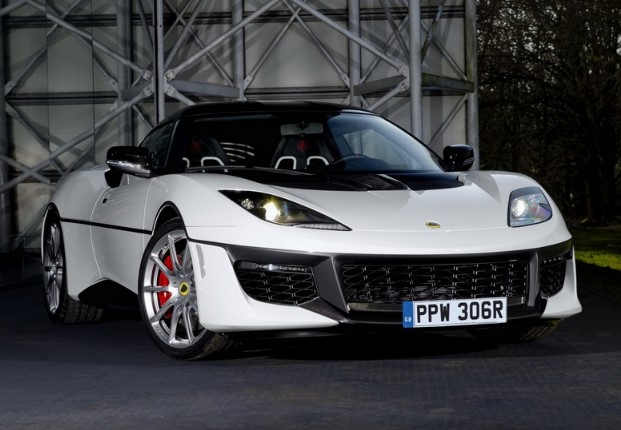 Он такой один: уникальная версия спорткара Lotus 2
