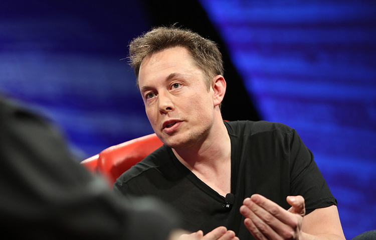 Сотрудник Tesla Motors пожаловался на «тяжелые условия труда» 3