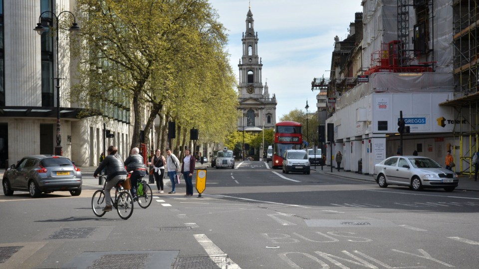 В Лондоне увеличат стоимость парковки дизельных машин 1
