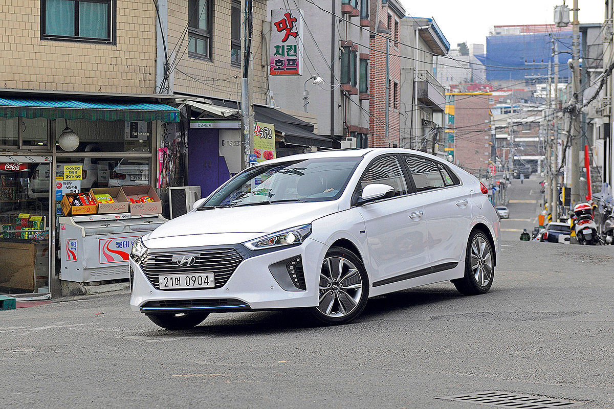 «Спокойный и тихий»: тест-драйв Hyundai Ioniq 1