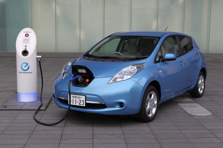 Украинцам будут давать субсидии на покупку электромобилей 1