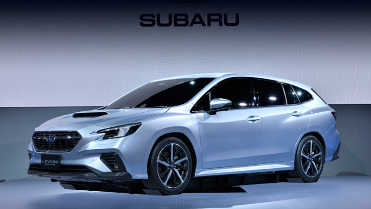 Subaru рассекретила новый универсал Levorg 1