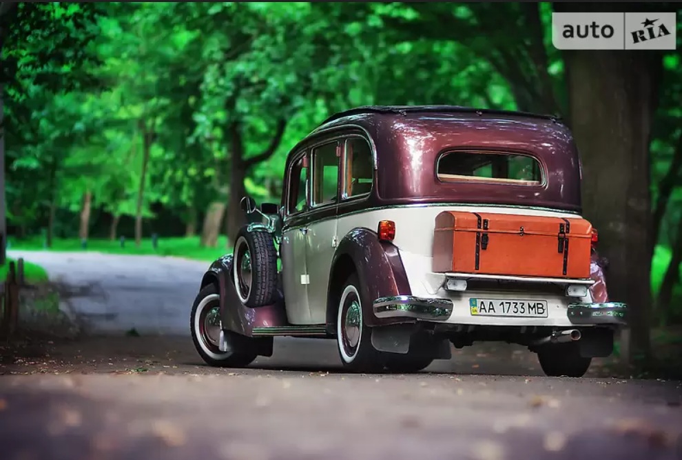Украинец продает редкий 83-летний немецкий лимузин 2