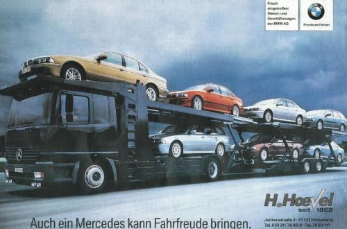 BMW эпично потроллил Mercedes в день дальнобойщика 2