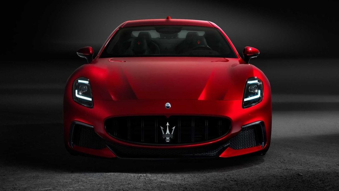 Первый электромобиль Maserati стал самым быстрым в истории марки 2