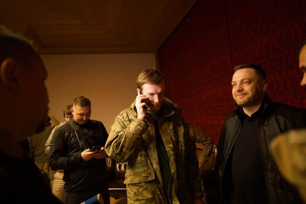 Украина обменяла никому не нужного Медведчука на 200 своих Героев-защитников  4