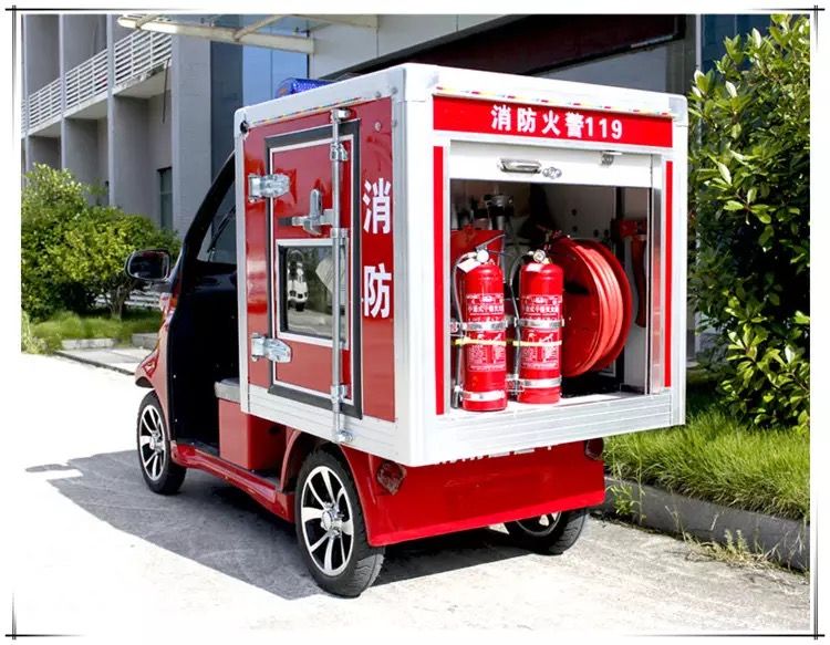 Китайцы создали одноместный пожарный  электромобиль 1