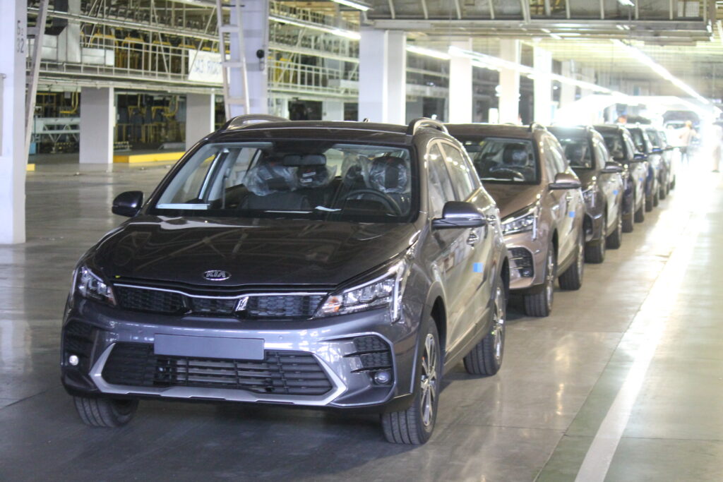 Как на ЗАЗе собирают новые автомобили Renault: экскурсия на производство (фоторепортаж) 12