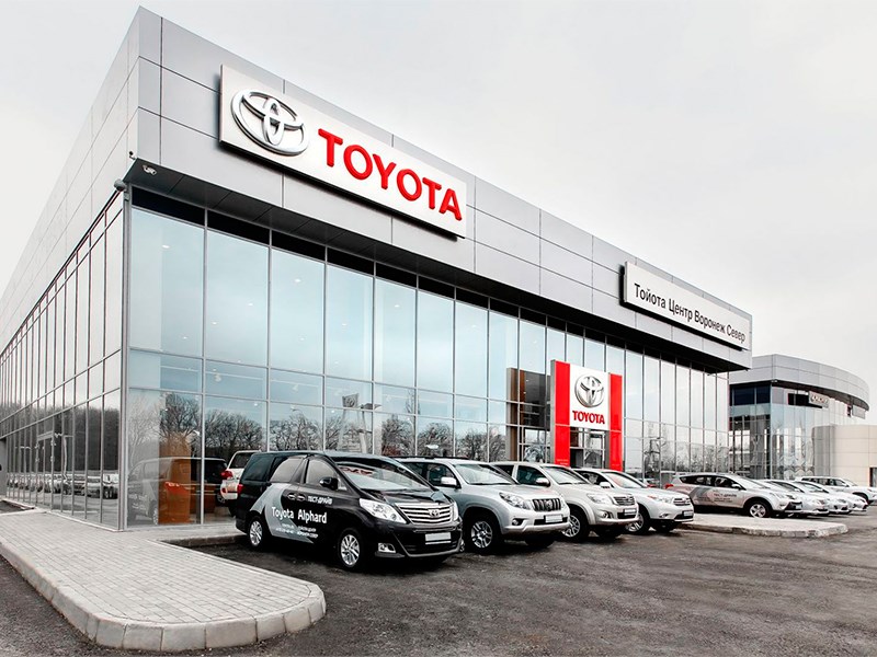 Продажи автомобилей Toyota существенно снизились 1