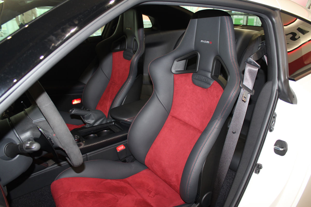 «Комфорт и стиль»: тест-драйв обновленного Nissan GT-R Nismo 5