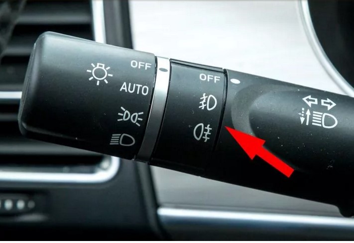 «Загадочные» кнопки в автомобиле: для чего они нужны 2
