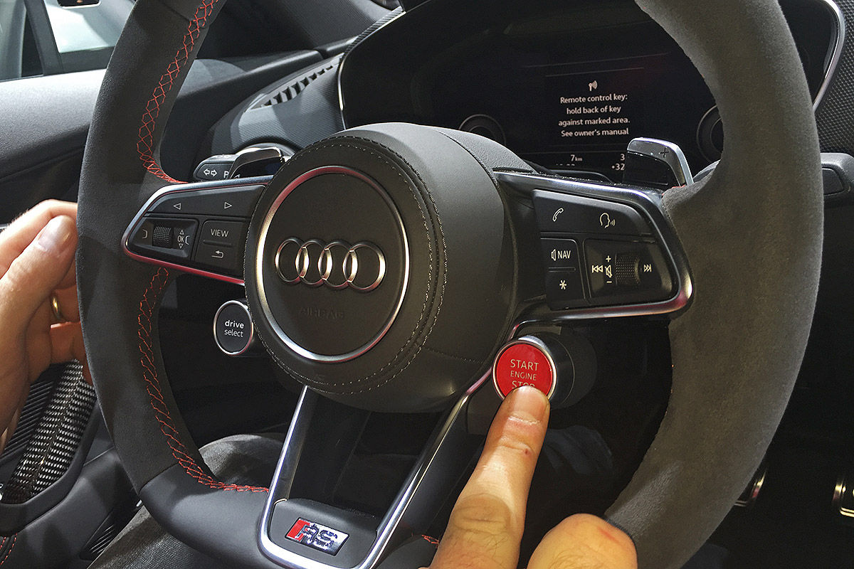 «Превосходя прочих»: тест-драйв Audi TT RS 4