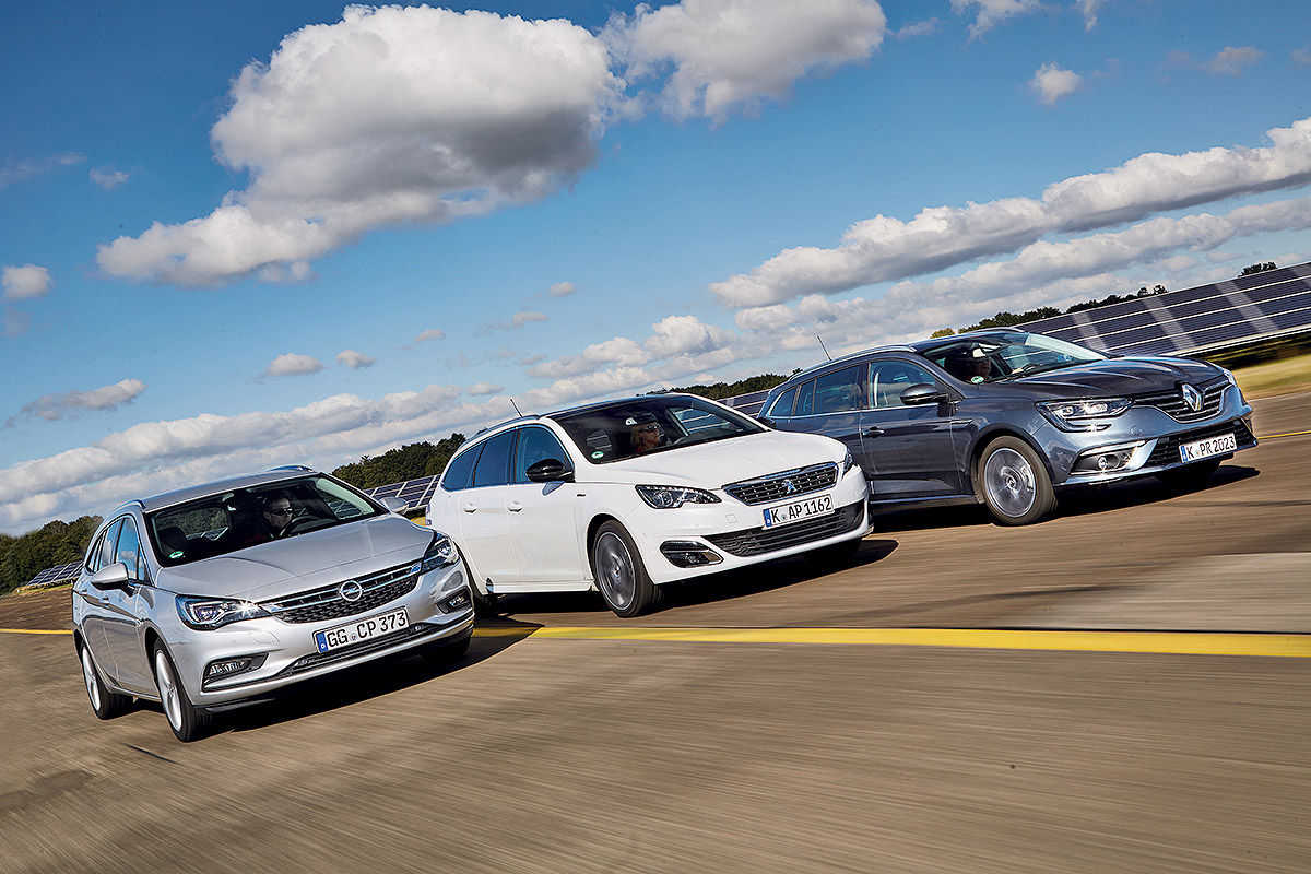 «Битва универсалов»: тест-драйв Opel Astra, Peugeot 308 и Renault 3