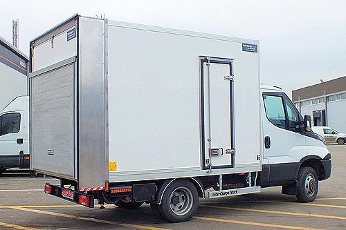 В Украине создали уникальный развозной фургон 2