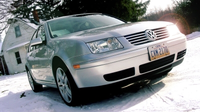 park-car-facing-east-to-melt-morning-frost_1