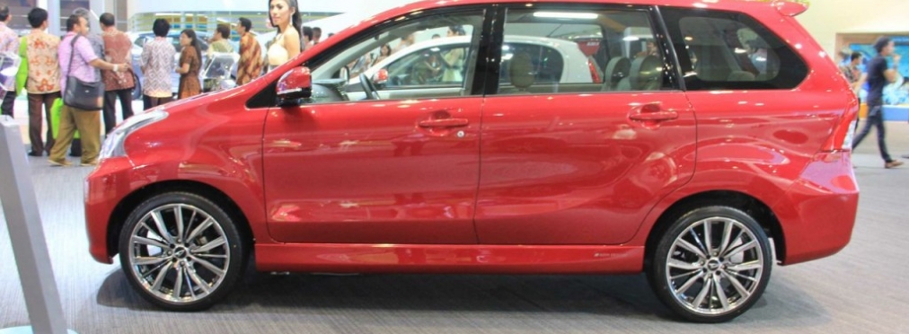 Daihatsu Xenia 1.0 MT (64 л.с.) 4WD