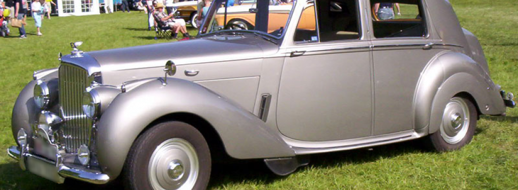 Bentley Mark VI 4.6 MT (130 л.с.)