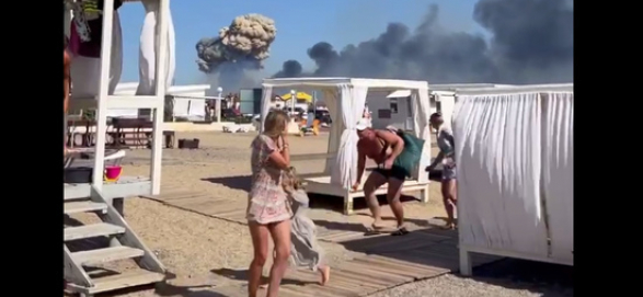 В Крыму взрывы на военном аэродроме