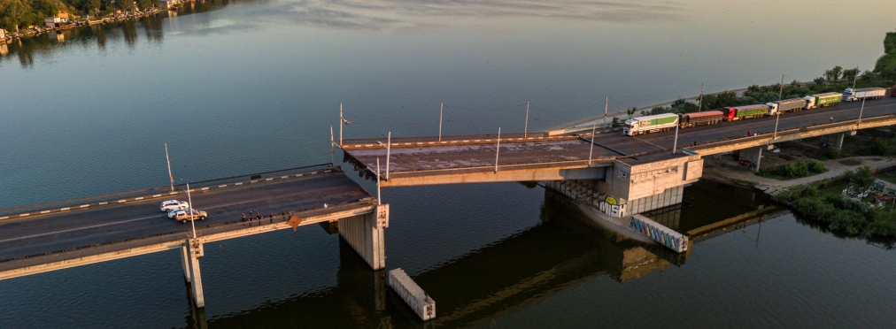 Разводной мост в Николаеве самостоятельно «развелся»