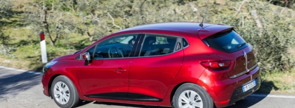 Renault Clio нового поколения выехал на тесты