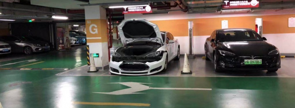Владельца Tesla Model S жёстко наказали за блокировку зарядки