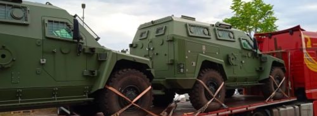 Приобретенные волонтерами бронеавтомобили Shield APC скоро прибудут в Украину